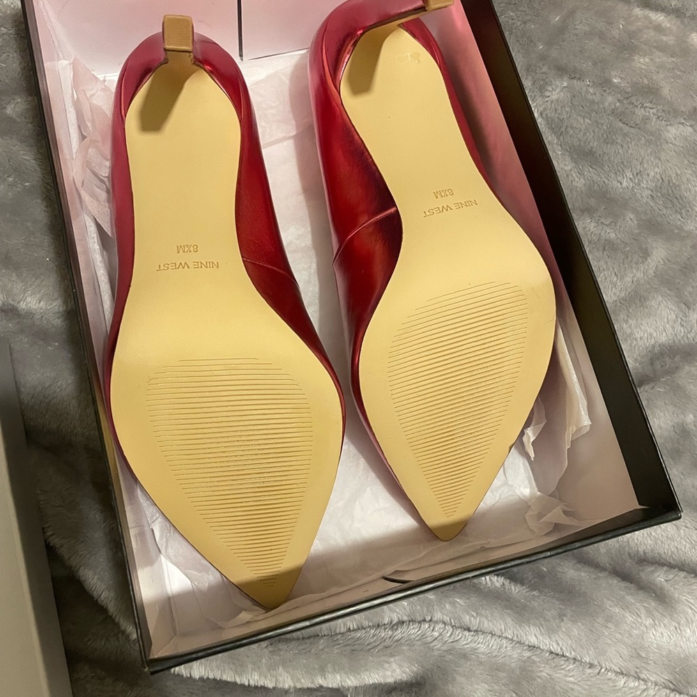 Nine West Metallic Fuchsia Pointed-Toe Stiletto Heels - Picture 3 of 4
